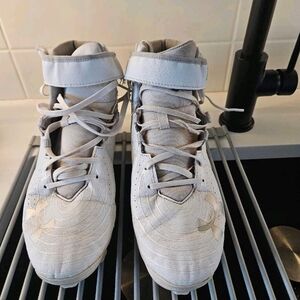 White High-Top Sneakers with Straps